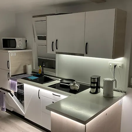 Floating House - Luxury Floating Sea Oasis Апартаменти Пула