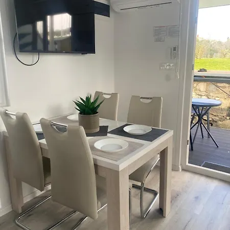 Floating House - Luxury Floating Sea Oasis