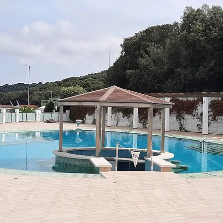 Floating House - Luxury Floating Sea Oasis Pula