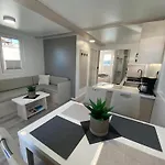 Floating House - Luxury Floating Sea Oasis Apartman