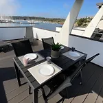Floating House - Luxury Floating Sea Oasis Pula