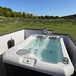 Apartman Floating House - Luxury Floating Sea Oasis Pula